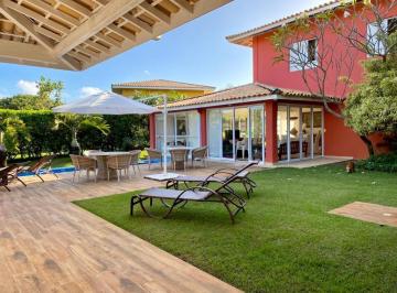 Casa de 4 quartos, Mata de São João · Casa de condomínio para venda possui 350 metros quadrados com 4 quartos