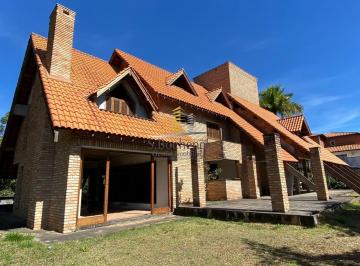 Casa · 1366m² · 6 Quartos · 8 Vagas · Exuberante residência estilo Normando (fase acabamento 1.366 m2) Tamboré 1