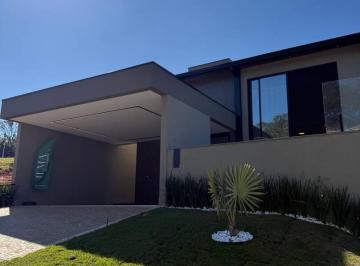 Casa · 209m² · 3 Quartos · 2 Vagas · CASA TÉRREA DE ALTO PADRÃO À VENDA – MODERNIDADE E EXCLUSIVIDADE!