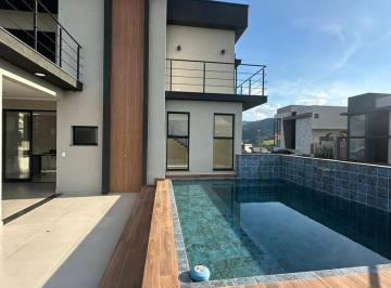 Casa · 286m² · 4 Quartos · 4 Vagas · Casa de Alto Padrão à Venda no Condomínio Portal Lamis!