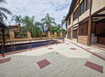 Foto 01 · Luxuosa Casa em Condomínio à Venda em Jundiaí-SP, Bairro Chácara Malota: 5 Quartos, 3 Suítes, 3 Sala