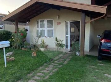 Casa · 231m² · 3 Quartos · 4 Vagas · Condomínio com 3 quartos à venda em Vila Nova - SP