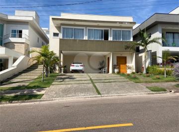 Casa · 230m² · 3 Quartos · 4 Vagas · Condomínio com 3 quartos à venda em Santa Isabel - SP