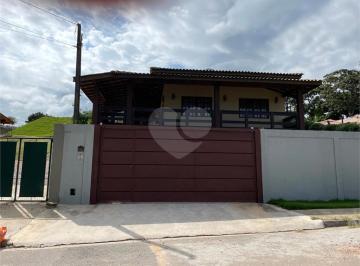 Rural · 210m² · 3 Quartos · 4 Vagas · Chácara com 3 quartos à venda em Guembé - SP