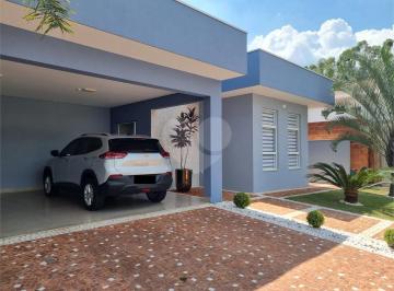 Casa · 260m² · 3 Quartos · 4 Vagas · Condomínio com 3 quartos à venda em Jardim De Itapoan - SP