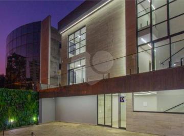 Comercial · 350m² · 5 Vagas · Prédio inteiro à venda em Chácara Urbana - SP