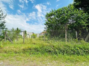 Terreno · 300m² · Terreno na Rua das Âncoras em Atlântida Sul.