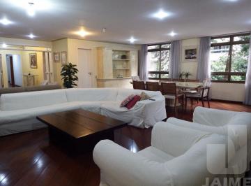 Apartamento · 240m² · 3 Quartos · 4 Vagas · Apartamento 03 dormitórios sendo 03 suítes e 04 vagas, a poucos minutos do Shopping Higienópolis.