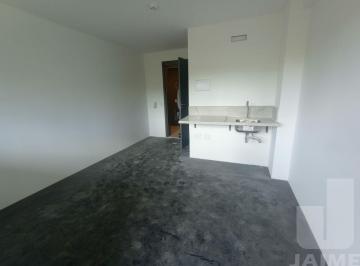 Comercial · 30m² · Apartamento Studio  30 mts ² em Higienópolis.