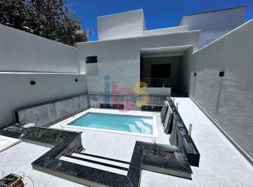 Casa · 177m² · 4 Quartos · Casa na Zona Sul em Condominio