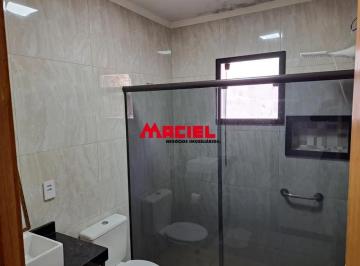 Casa · 221m² · 3 Quartos · 3 Vagas · Ótima localização próximo a bancos, supermercados ,escolas ,padaria