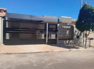 Casa · 130m² · 3 Quartos · 2 Vagas · Ótima Casa Residencial para Venda - 3 Dormitórios / Residencial Flórida Park