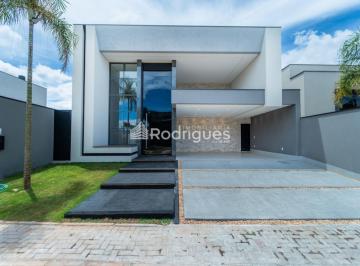 resSU1HLTIwMjUwMzExLVdBMDAwNC5qcGc=67d17a62766a28.49110475.jpg · RUA 10A - CASA ALTO PADRÃO - 04 SUÍTES - LAZER - PORTARIA 24HS