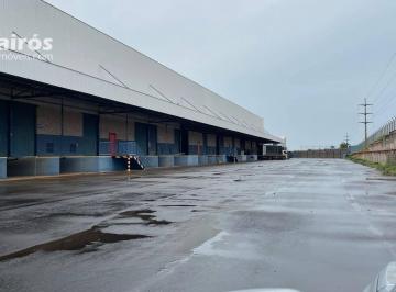 9d5f34c2f9c9a93d66b904ec64b206272597a12e · Galpão Classe A com 4.400m² e Pé direito de 12m. Inf.: (61) 98300-2010