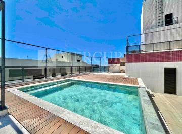 3d9d5d3a1d2ac704a77180c435a0863de205530e · Cobertura com vista para o mar à venda no Guarujá, Praia da Tombo.