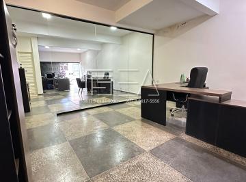Comercial · Locação disponível! Escritório comercial, com mobília e ar-condicionado.