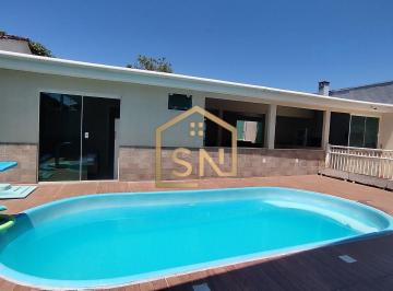 Casa · 250m² · 6 Quartos · 3 Vagas · 270C - Casa com piscina em Praia de Leste