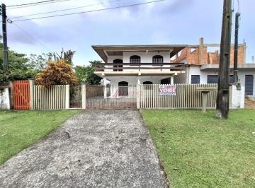 Foto 01 · Excelente Residência Ampla no Bairro Piçarras