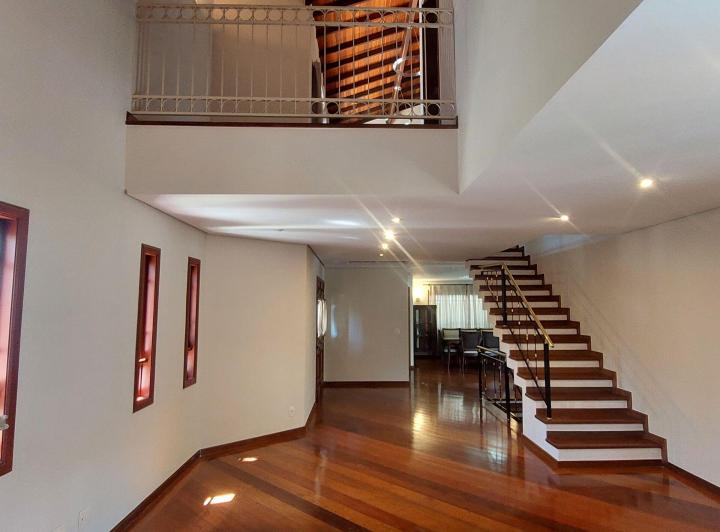 Foto do imóvel - Casa com 4 dormitórios, sendo 4 suítes e 7 banheiros, esta belíssima residência no bairro São.