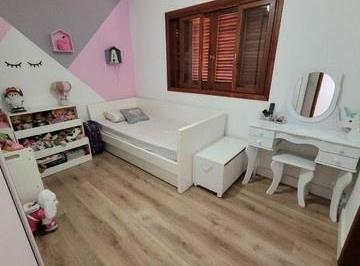 Casa · 160m² · 4 Quartos · 3 Vagas · Sobrado com 4 quartos e 3 vagas na Vila Marari
