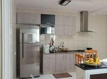 Casa · 130m² · 2 Quartos · 2 Vagas · Sobrado á venda no Jardim Record com 130m² 2 dormitórios 2 banheiros 2 vagas