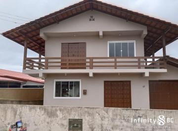 Foto 01 · Imperdível oportunidade: Casa à venda em Balneário Barra do Sul-SC, com 3 quartos, 3 salas, 3 banhei