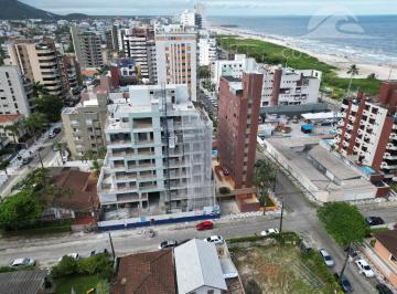 Apartamento · 210m² · 3 Quartos · 2 Vagas · Amplo apartamento garden com piscina exclusiva e gourmet!