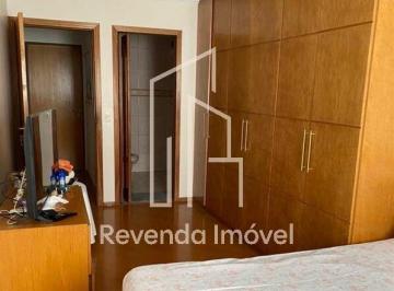 Casa · 421m² · 7 Quartos · 5 Vagas · Sobrado á venda com 07 dormitórios sendo 01 suíte e 05 vagas