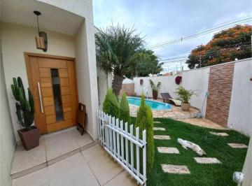 Casa · 160m² · 3 Quartos · 2 Vagas · Casa com 3 quartos à venda em Jardim Sarapiranga - SP