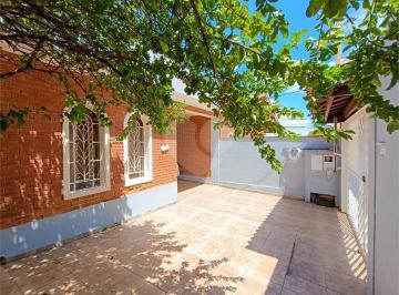Casa · 109m² · 2 Quartos · 3 Vagas · Casa com 2 quartos à venda em Parque Centenário - SP
