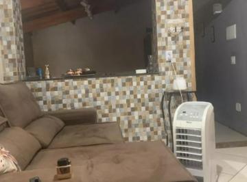 Casa · 220m² · 3 Quartos · 2 Vagas · Casa à venda no Jardim Aricanduva com 180m² 3 dormitórios 2 banheiros 2 vagas