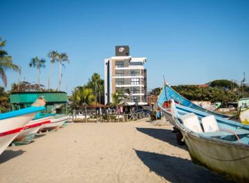 Apartamento · 27m² · 1 Quarto · 1 Vaga · Loft charmoso e funcional no Stella Marys – a apenas 50 metros da praia!