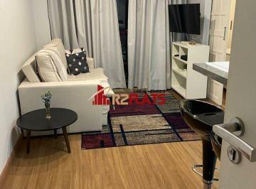 Apartamento · 36m² · 1 Quarto · 1 Vaga · Pacote com arrumação diária, tv acabo, vaga de garagem, condomínio e iptu!