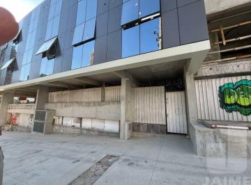 Comercial · 900m² · 6 Vagas · Loja térrea 900 m2, pé direito alto e vãos livres, localizada em esquina movimentada de Perdizes