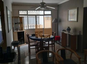 Apartamento · 86m² · 2 Quartos · 1 Vaga · Ótimo apartamento antigo com janelões, 2 dormitórios e 1 vaga, são com 86 m2 em frente ao Metrô.