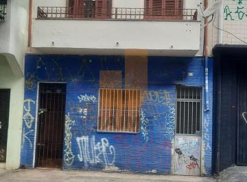 Casa · 73m² · 2 Quartos · Casa térrea Reformada prox. à Oswaldo Cruz e ao Metrô Marechal com 2 dormitórios, ótima localização.