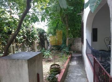 Casa · 240m² · 4 Quartos · 3 Vagas · Casa assobradada à venda, 4 dormitórios, sendo 1 suíte, 3 vagas - Jardim América