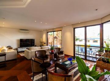 Apartamento · 260m² · 4 Quartos · 3 Vagas · Apartamento com vista para o vale do Pacaembu em rua arborizada.04 dormitórios,03 vagas em Perdizes.