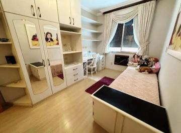 Foto 01 · Apartamento à venda em Santos-SP: 2 quartos, 2 salas, 2 banheiros, 1 vaga de garagem no Gonzaga!