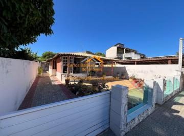 Casa · 203m² · 3 Quartos · 5 Vagas · Casa plana nascente 3/4 com ar-condicionado e placas solares sendo 2 suítes