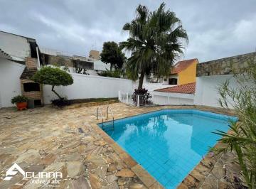 Casa · 495m² · 4 Quartos · 5 Vagas · Casa Térrea com piscina - Bairro Osvaldo Cruz