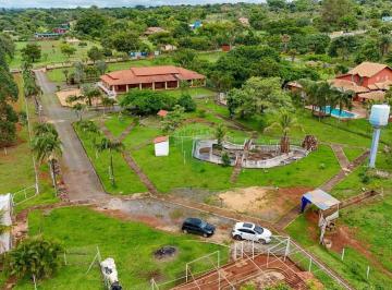 Rural · 200m² · 4 Quartos · 8 Vagas · Chácara Raios de Luz