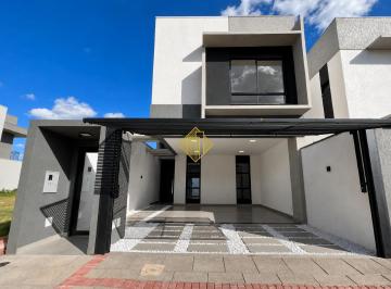 Casa · 178m² · 3 Quartos · 2 Vagas · Encantador sobrado novo no tropical