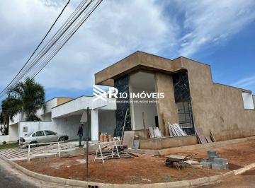 Casa · 200m² · 3 Quartos · 2 Vagas · Casa em Condominio à venda, 3 quartos, 3 suítes, 2 vagas - Bairro MINAS GERAIS, Uberlândia MG