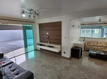 Casa · 236m² · 3 Quartos · 4 Vagas · Sobrado à venda 3 quartos 3 suítes 4 vagas Nova Petrópolis - São Bernardo do Campo - SP
