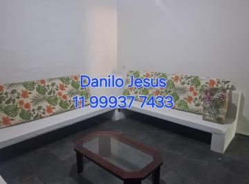 Casa · 70m² · 1 Quarto · Casa com 1 dormitório,1 banheiro, sala e cozinha. FL51