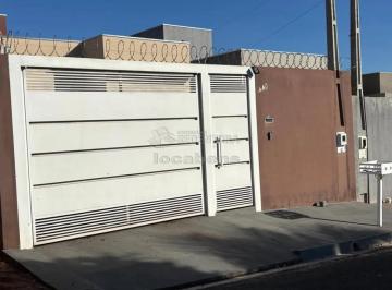 Casa · 150m² · 2 Quartos · 2 Vagas · Casa com 02 dormitórios, 01 vaga de garagem no bairro Lago Sul II.