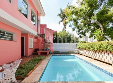 Casa · 250m² · 3 Quartos · 2 Vagas · Casa á Venda na Vila Mariana com 250m², 3 quartos sendo 1 suíte, 2 vagas.