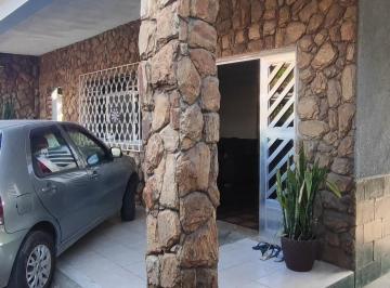 Casa · 99m² · 5 Quartos · 3 Vagas · Casa em Barbuda - Magé