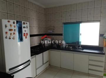 Casa · 200m² · 3 Quartos · 4 Vagas · Casa em  Avenida Juhen Cecílio Jorge - Jardim Patrícia - Uberlândia/MG